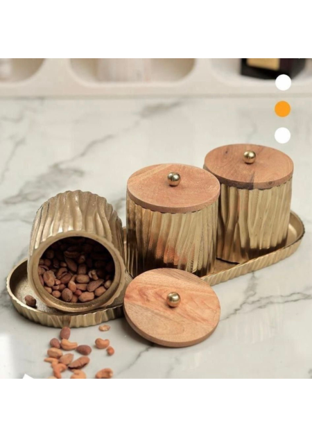 طقم سكريات مع قاعدة نحاس وغطا خشب